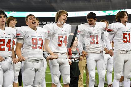 Thumbnail 3 in The Woodlands vs. Bowie (UIL 6A Regional Playoff) photogallery.
