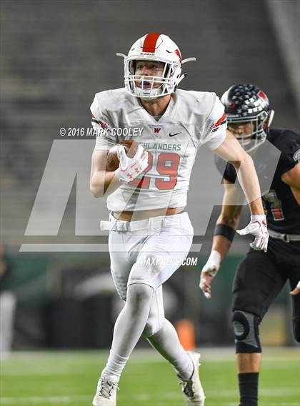 Thumbnail 3 in The Woodlands vs. Bowie (UIL 6A Regional Playoff) photogallery.