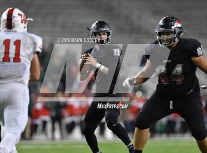 Thumbnail 3 in The Woodlands vs. Bowie (UIL 6A Regional Playoff) photogallery.