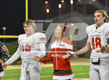 Thumbnail 1 in The Woodlands vs. Bowie (UIL 6A Regional Playoff) photogallery.