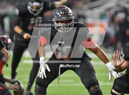 Thumbnail 3 in The Woodlands vs. Bowie (UIL 6A Regional Playoff) photogallery.