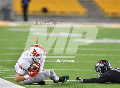 Thumbnail 3 in The Woodlands vs. Bowie (UIL 6A Regional Playoff) photogallery.
