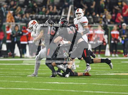 Thumbnail 3 in The Woodlands vs. Bowie (UIL 6A Regional Playoff) photogallery.