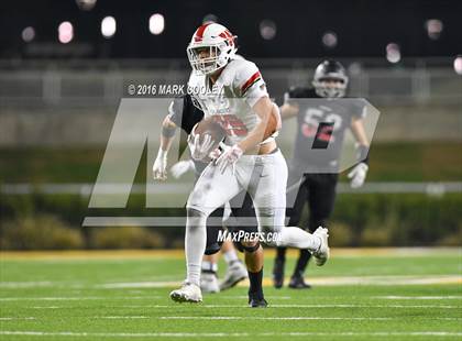 Thumbnail 3 in The Woodlands vs. Bowie (UIL 6A Regional Playoff) photogallery.