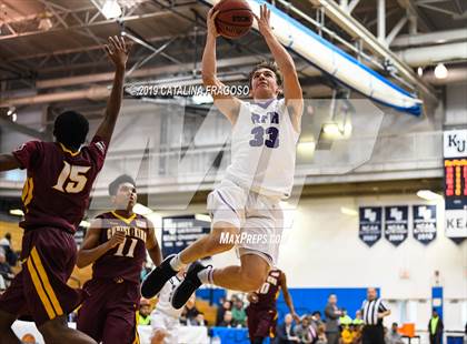 Thumbnail 3 in Christ the King vs  Rumson-Fair Haven (Metro Classic) photogallery.
