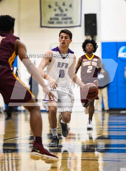 Thumbnail 3 in Christ the King vs  Rumson-Fair Haven (Metro Classic) photogallery.