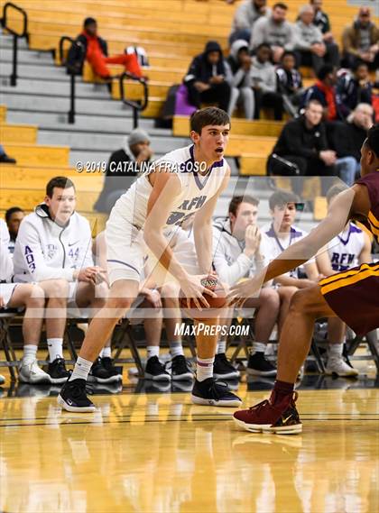 Thumbnail 1 in Christ the King vs  Rumson-Fair Haven (Metro Classic) photogallery.