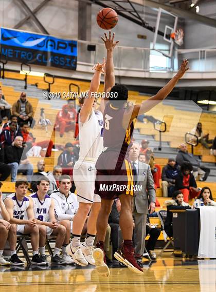 Thumbnail 1 in Christ the King vs  Rumson-Fair Haven (Metro Classic) photogallery.
