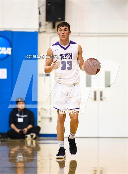 Thumbnail 2 in Christ the King vs  Rumson-Fair Haven (Metro Classic) photogallery.