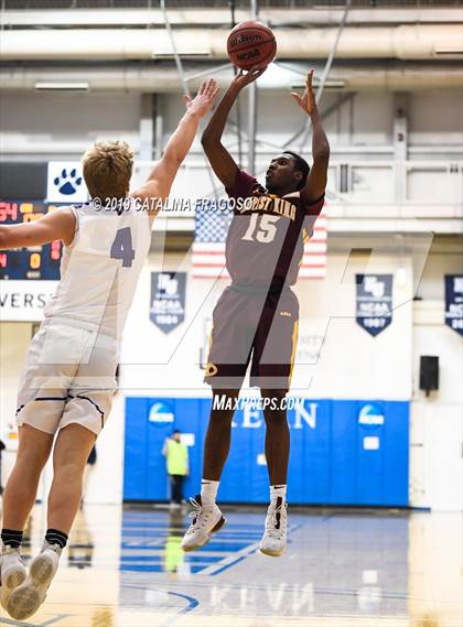 Thumbnail 2 in Christ the King vs  Rumson-Fair Haven (Metro Classic) photogallery.