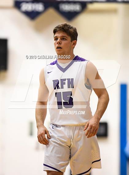 Thumbnail 2 in Christ the King vs  Rumson-Fair Haven (Metro Classic) photogallery.