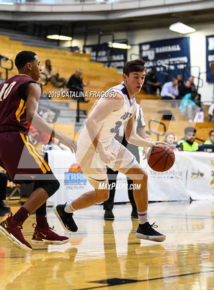 Thumbnail 3 in Christ the King vs  Rumson-Fair Haven (Metro Classic) photogallery.