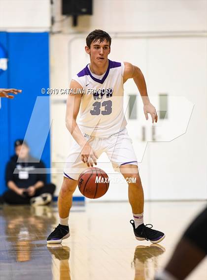 Thumbnail 2 in Christ the King vs  Rumson-Fair Haven (Metro Classic) photogallery.