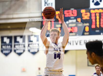 Thumbnail 1 in Christ the King vs  Rumson-Fair Haven (Metro Classic) photogallery.