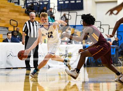 Thumbnail 1 in Christ the King vs  Rumson-Fair Haven (Metro Classic) photogallery.