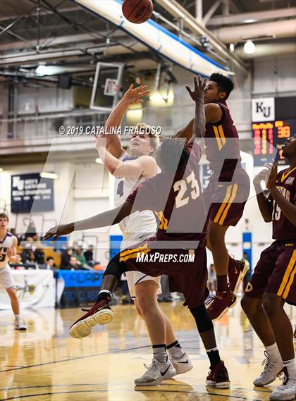 Thumbnail 1 in Christ the King vs  Rumson-Fair Haven (Metro Classic) photogallery.