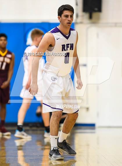 Thumbnail 3 in Christ the King vs  Rumson-Fair Haven (Metro Classic) photogallery.