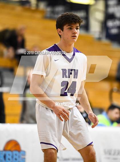 Thumbnail 3 in Christ the King vs  Rumson-Fair Haven (Metro Classic) photogallery.