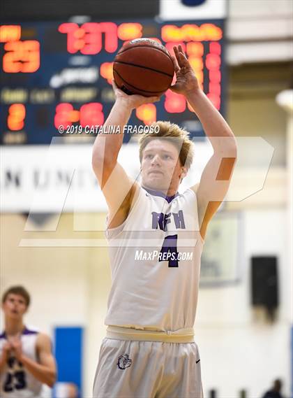 Thumbnail 1 in Christ the King vs  Rumson-Fair Haven (Metro Classic) photogallery.