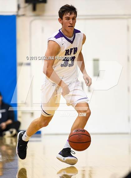 Thumbnail 3 in Christ the King vs  Rumson-Fair Haven (Metro Classic) photogallery.
