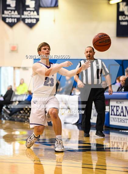 Thumbnail 2 in Christ the King vs  Rumson-Fair Haven (Metro Classic) photogallery.
