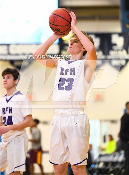 Thumbnail 1 in Christ the King vs  Rumson-Fair Haven (Metro Classic) photogallery.