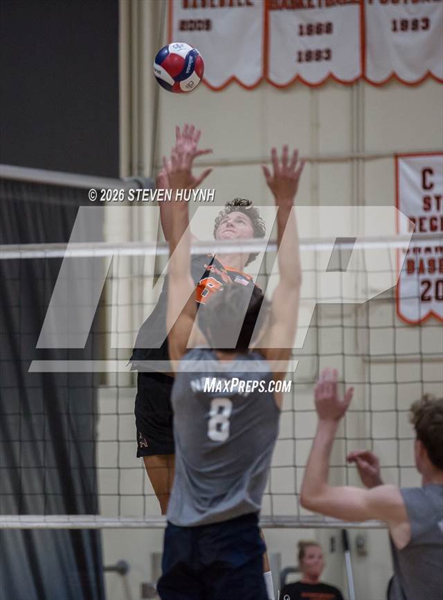 Newport Harbor vs Huntington Beach (CIF Division 1 Round 1)