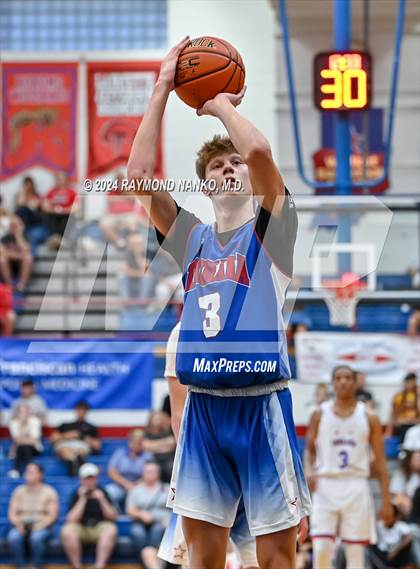Thumbnail 3 in Indiana All-Stars (Juniors vs Seniors)  photogallery.