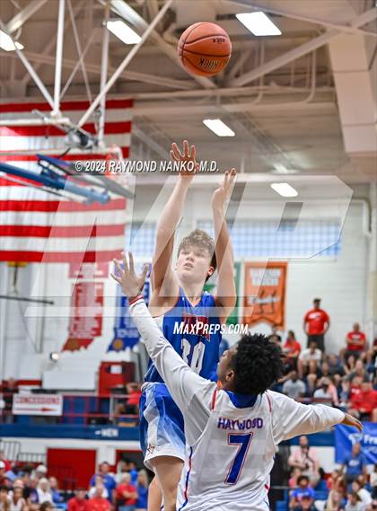 Thumbnail 1 in Indiana All-Stars (Juniors vs Seniors)  photogallery.