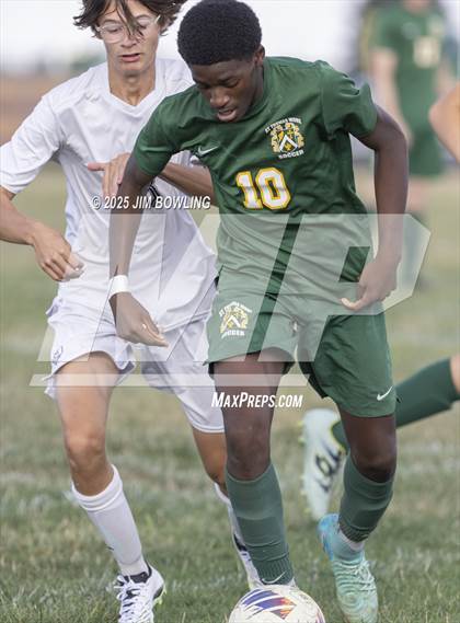 Thumbnail 1 in Oakwood/Catlin @ St. Thomas More photogallery.