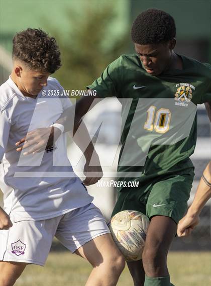 Thumbnail 1 in Oakwood/Catlin @ St. Thomas More photogallery.