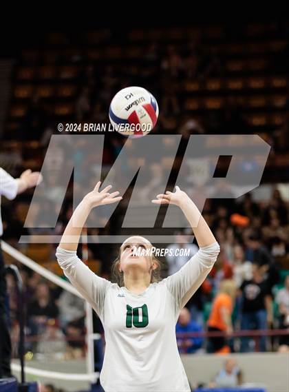 Thumbnail 1 in Fleming vs. Idalia (CHSAA 1A Round 3) photogallery.