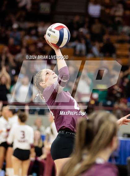 Thumbnail 3 in Fleming vs. Idalia (CHSAA 1A Round 3) photogallery.