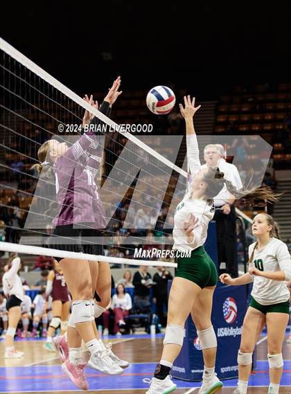 Thumbnail 2 in Fleming vs. Idalia (CHSAA 1A Round 3) photogallery.