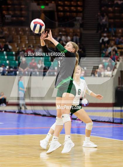 Thumbnail 1 in Fleming vs. Idalia (CHSAA 1A Round 3) photogallery.