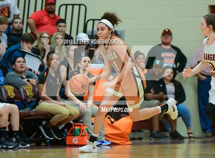 Thumbnail 3 in Orange Grove vs. Jones (UIL 4A Area Playoffs) photogallery.