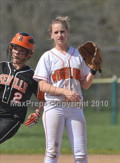 Thumbnail 3 in Roseville vs. Woodland (Victory Pre-Season Tournament) photogallery.