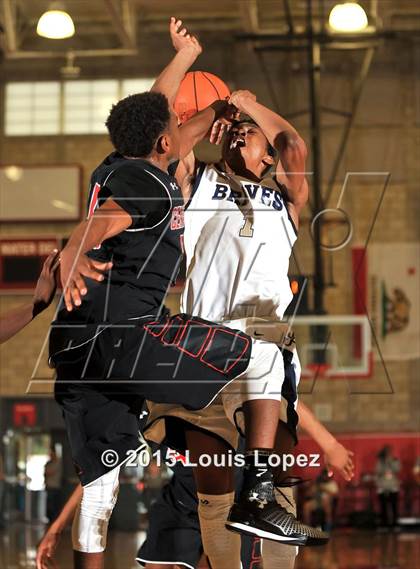 Thumbnail 3 in Centennial vs. St. John Bosco (Nike Extravaganza) photogallery.