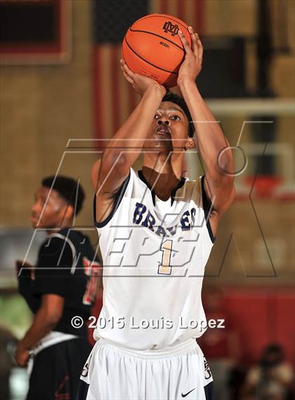 Thumbnail 1 in Centennial vs. St. John Bosco (Nike Extravaganza) photogallery.