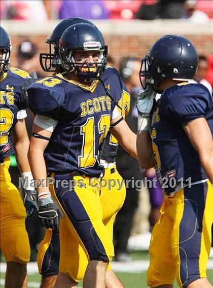 Thumbnail 3 in Everman vs. Highland Park (Tom Landry Classic) photogallery.
