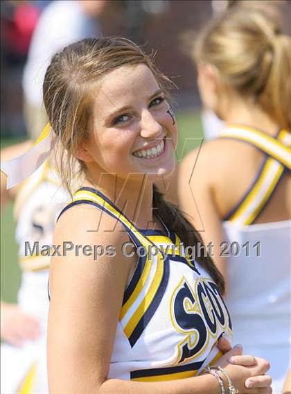 Thumbnail 3 in Everman vs. Highland Park (Tom Landry Classic) photogallery.