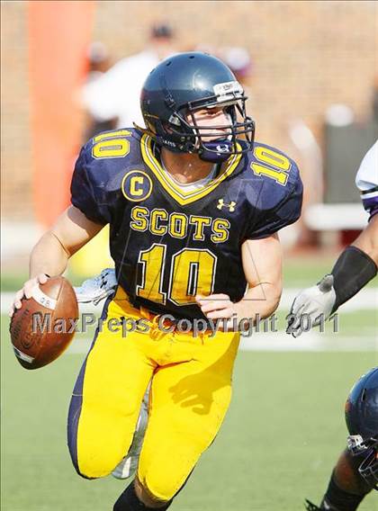 Thumbnail 3 in Everman vs. Highland Park (Tom Landry Classic) photogallery.