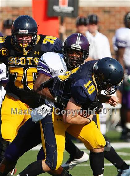 Thumbnail 2 in Everman vs. Highland Park (Tom Landry Classic) photogallery.