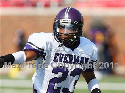 Thumbnail 2 in Everman vs. Highland Park (Tom Landry Classic) photogallery.