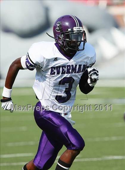 Thumbnail 2 in Everman vs. Highland Park (Tom Landry Classic) photogallery.
