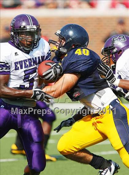 Thumbnail 1 in Everman vs. Highland Park (Tom Landry Classic) photogallery.
