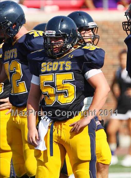 Thumbnail 2 in Everman vs. Highland Park (Tom Landry Classic) photogallery.