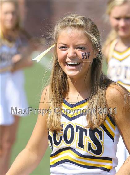 Thumbnail 1 in Everman vs. Highland Park (Tom Landry Classic) photogallery.
