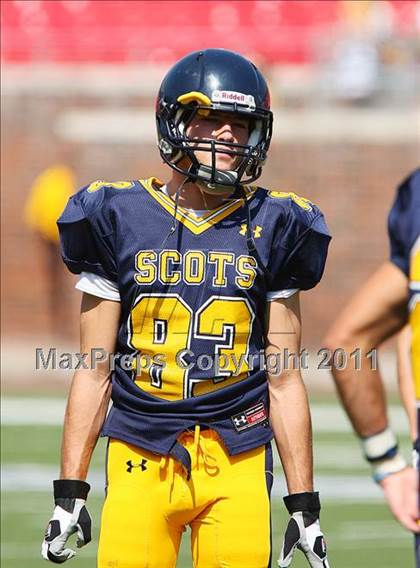 Thumbnail 2 in Everman vs. Highland Park (Tom Landry Classic) photogallery.