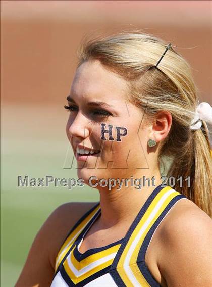 Thumbnail 1 in Everman vs. Highland Park (Tom Landry Classic) photogallery.